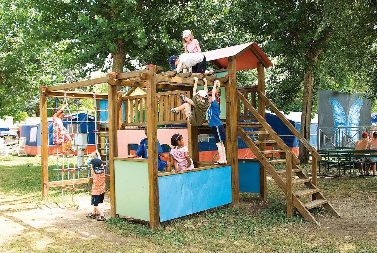 Happy Camp Mobile Homes In Butterfly Camping Village Peschiera del Garda Exterior photo